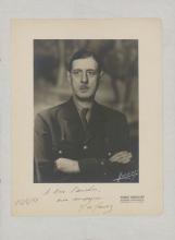 Portrait du général de Gaulle dédicacé à l'attention de Maximilien Fauchon